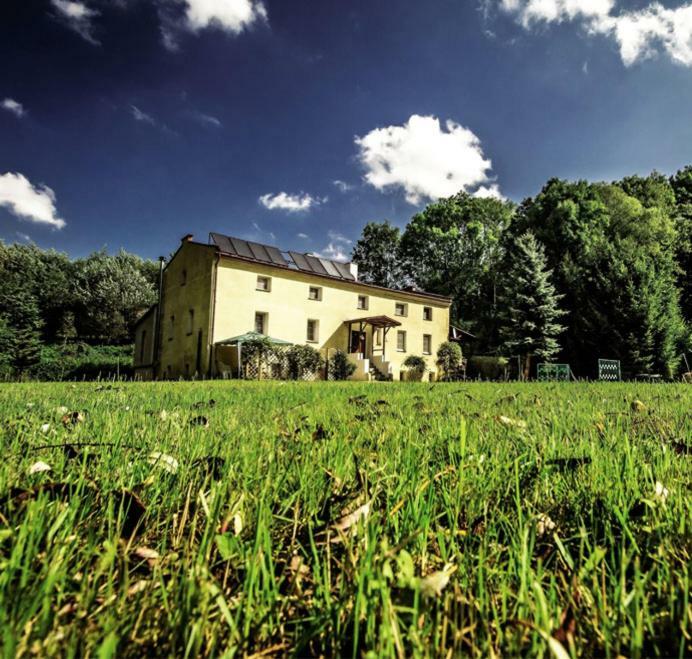 Villa Czarkowice Mlyn Kepnica Exterior foto